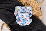 Lade das Bild in den Galerie-Viewer, PUL Überhose "Tender Flowers spring" Onesize