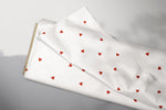 Lade das Bild in den Galerie-Viewer, Supersoft Premium BIO French Terry "Stinktierchen" Herzchen weiß 0,5 m BREIT