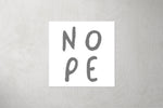 Lade das Bild in den Galerie-Viewer, Kunstleder Patch "NOPE" 3,5 x 3,5 cm