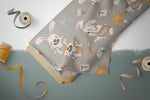 Lade das Bild in den Galerie-Viewer, Supersoft Premium French Terry "Kleiner Künstler" Hase 0,5 m