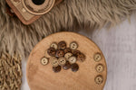Lade das Bild in den Galerie-Viewer, Kokosknöpfe Gravur Kreis 1,5 cm (10 Stück)