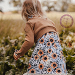 Lade das Bild in den Galerie-Viewer, Frottee Jersey "Sonnenblumen" weiß 0,5 m
