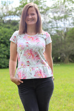 Lade das Bild in den Galerie-Viewer, Frottee Jersey "Jules Flowers" 0,5 m
