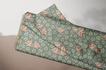 Lade das Bild in den Galerie-Viewer, Supersoft Premium French Terry "Spatzenliebe" olive 0,5 m
