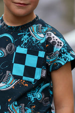 Lade das Bild in den Galerie-Viewer, Supersoft Premium Jersey "Chill Time" boy groß 0,85 m Rest
