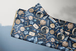 Lade das Bild in den Galerie-Viewer, Supersoft Premium French Terry "School of Magic" Love midnight 0,5 m
