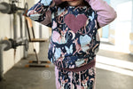 Lade das Bild in den Galerie-Viewer, Supersoft Premium French Terry "Fluttering Deer" midnight 0,5 m

