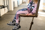Lade das Bild in den Galerie-Viewer, Supersoft Premium French Terry "Fluttering Deer" midnight 0,5 m
