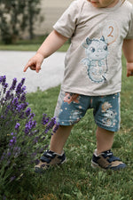 Lade das Bild in den Galerie-Viewer, Bügelbild "Monddrachenbaby"
