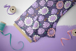 Lade das Bild in den Galerie-Viewer, Design "Flowerbabys" lila
