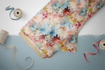 Lade das Bild in den Galerie-Viewer, Frottee Jersey "Acrylic Flowers 4" 0,5 m
