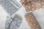 Lade das Bild in den Galerie-Viewer, Lycra "Oopsie Daisy" COLLECTION 0,5 m
