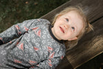 Lade das Bild in den Galerie-Viewer, Supersoft Premium French Terry "Spatzenliebe" olive 0,5 m
