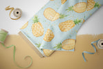 Lade das Bild in den Galerie-Viewer, Webware für Bermudashorts "Pineapple" COLLECTION
